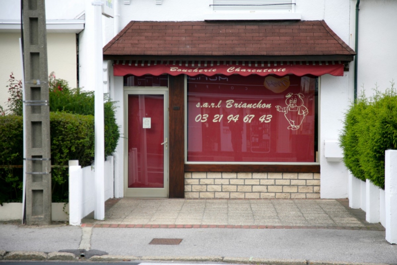 boutique-ASPREMONT-min_france_frankreich_commerce_frankrijk_francia_delicatessen_butchery_charcuterie-424328